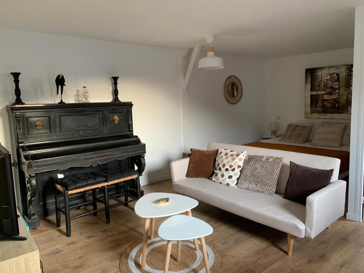 Bed and Breakfast Dom'S Garden Livarot-Pays-d'Auge Esterno foto